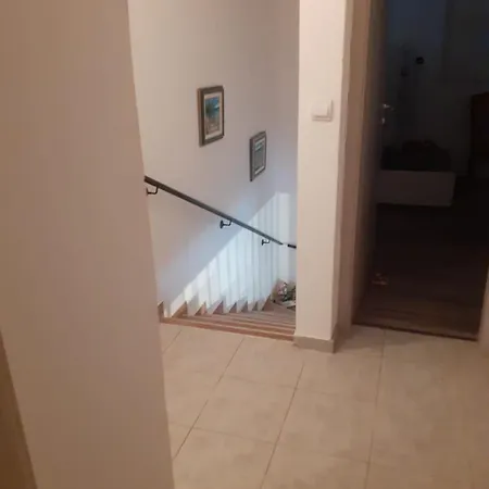 Casa Agneza メドゥリン
